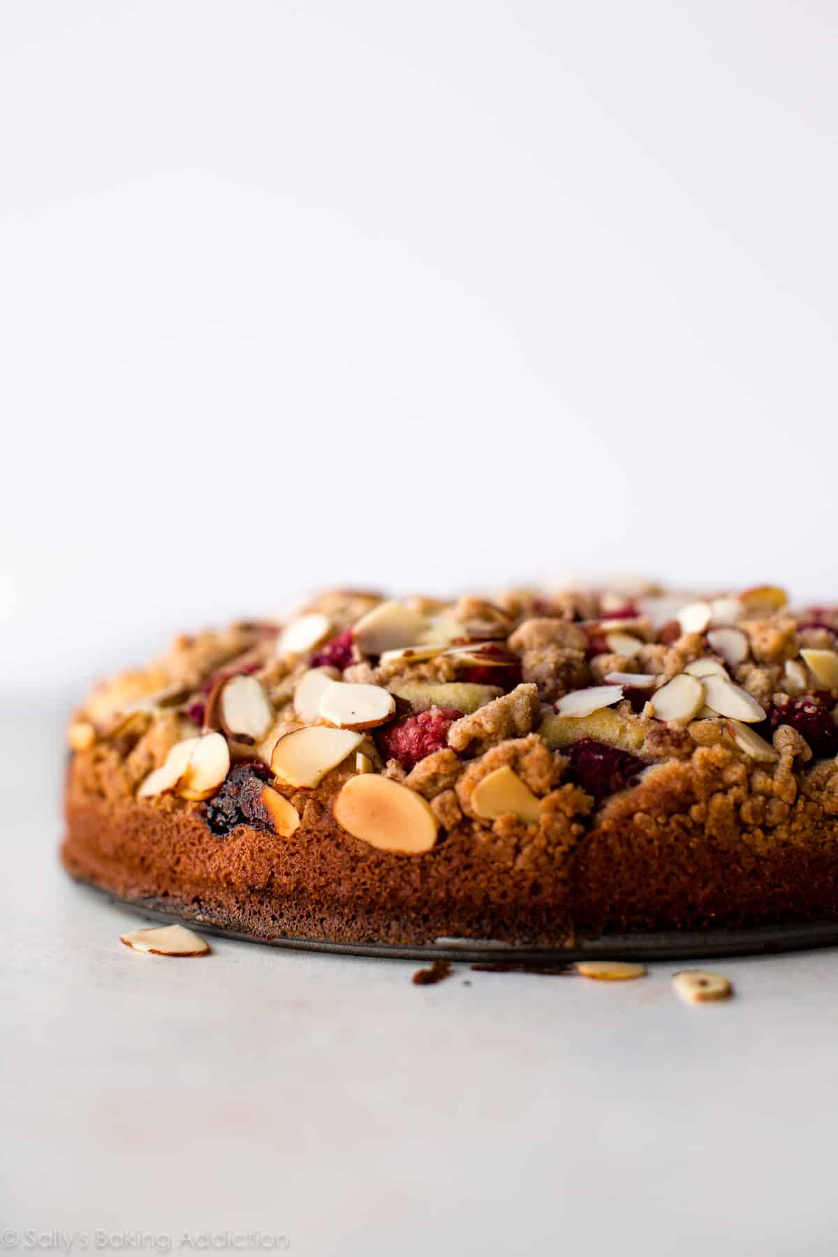 raspberry almond crumb cake